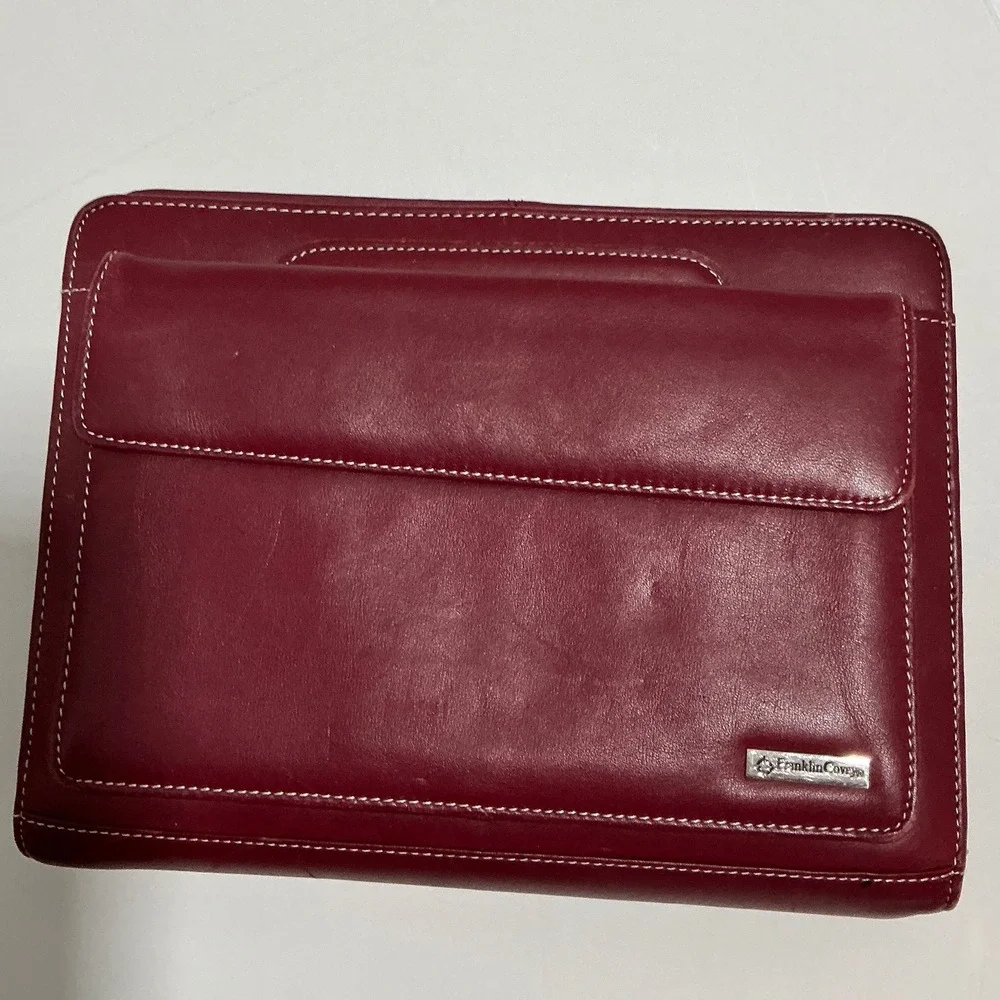 Franklin Covey Burgundy Leather 7-Ring Zip Around Planner Organizer 31935 Red